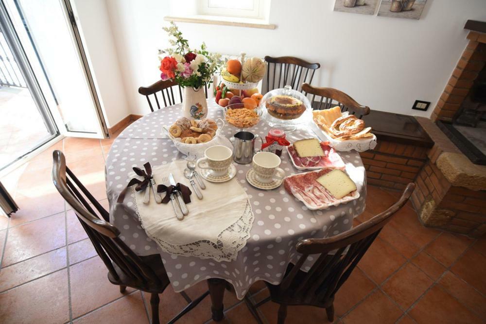 Calvi dellʼ Umbria B&B Delle Erbe المظهر الخارجي الصورة